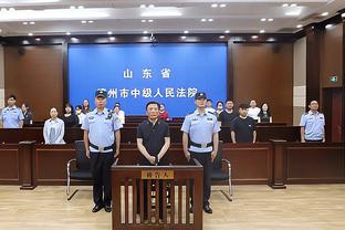 队报：阿布巴卡尔腿筋受伤，舒波莫廷可能补召进入喀麦隆大名单